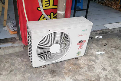 叶集空调突然不制冷只吹自然风怎么办？